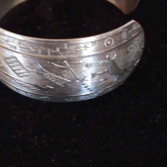 Cuff Bracelet Native Ispired - Picture 3 of 8